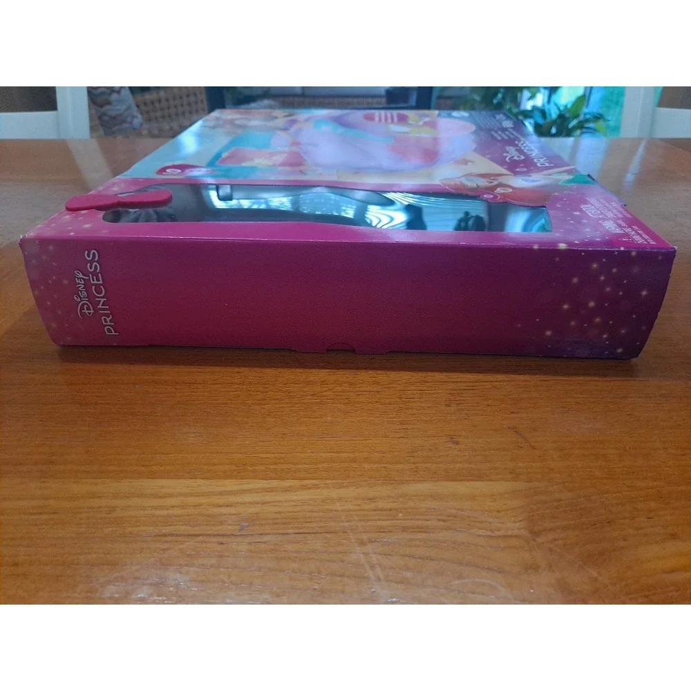 NIB‎ Mattel Disney Princess Ariel Mermaid Doll & Swim And Moldable Sand HWB39